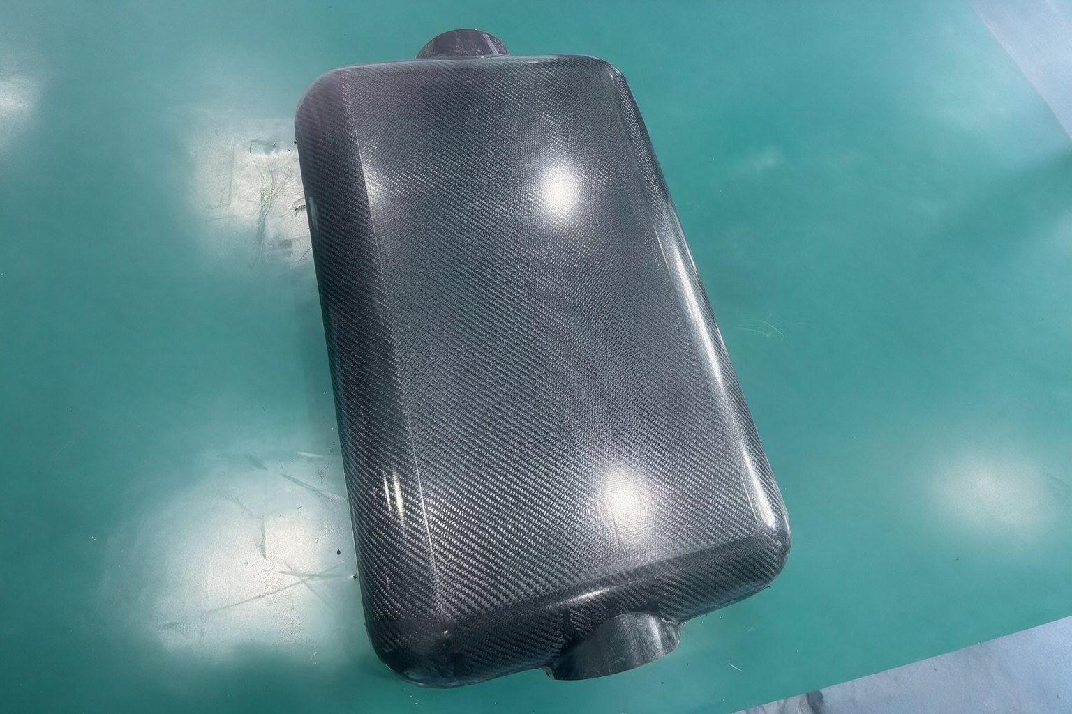 The VESSEL flat high-pressure vessel prototype in carbon fibre